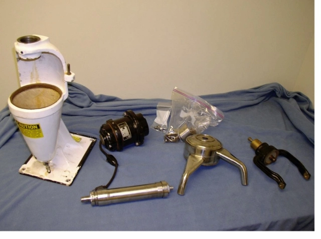 Used _UNKNOWN_ _UNKNOWN_ Centrifuges New Jersey US | Equipment Xchange LLC 1 #179274