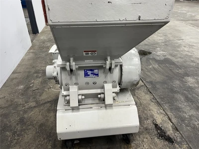 USED NISSUI SKN22