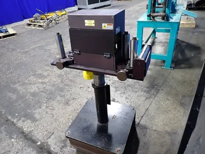 USED MGS/HALL CAT 300