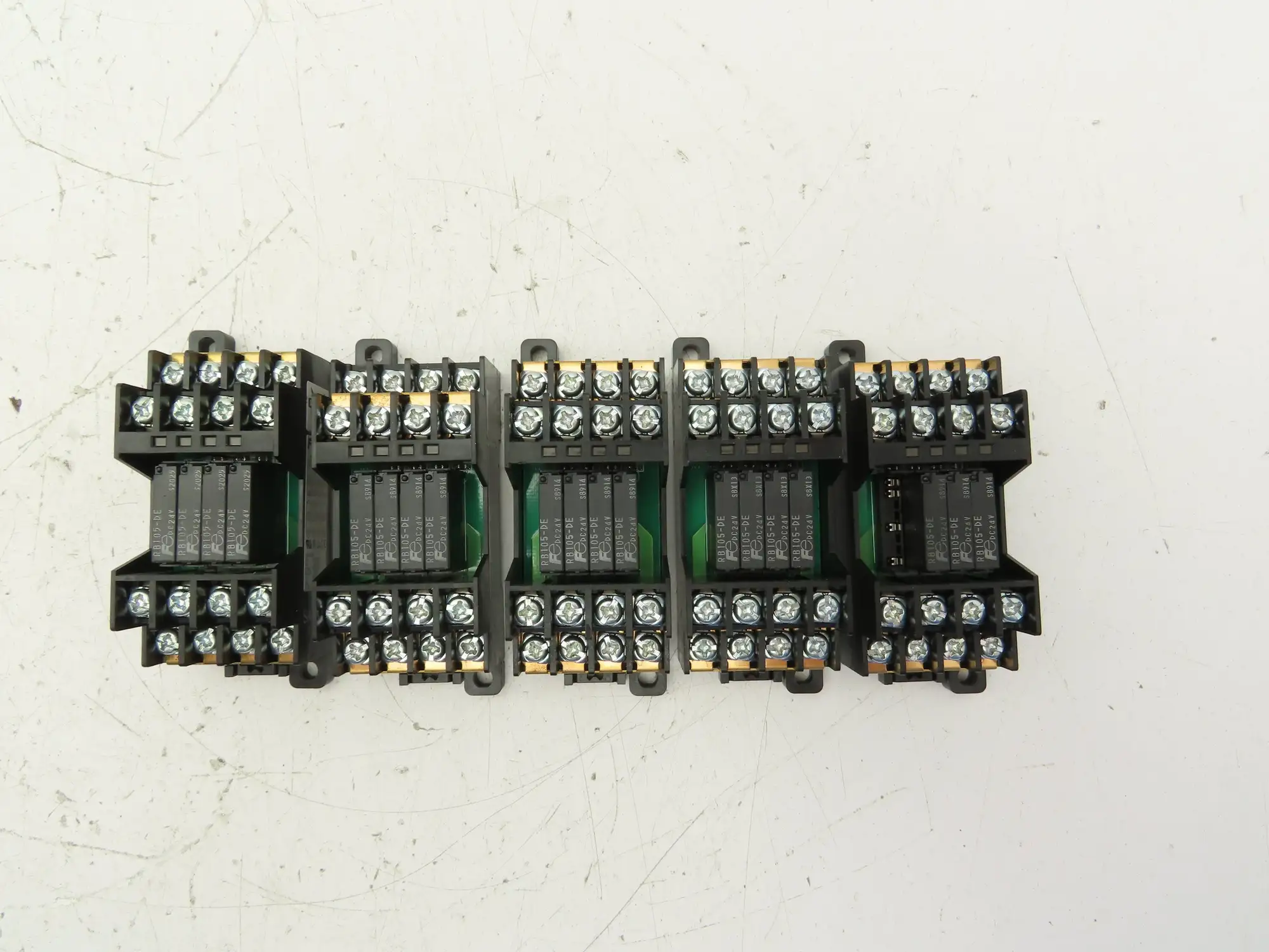 Automation Direct RS4N-DE Fuji Socket Mount 4 Card Relay 24VDC 5A Lot of 5