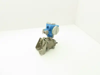 Endress Hauser PMD235-KH4A9EH1D HART Pressure Transmitter -4 to 4"H2O 2400psi