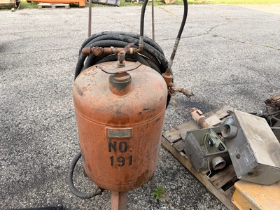 Used ANDERSON SAND BLASTER B410-64 Blast Cleaning Michigan US | Miedema Asset Management Group #1414304