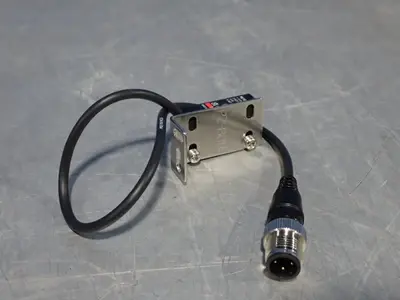 NEW KEYENCE PZG51EP