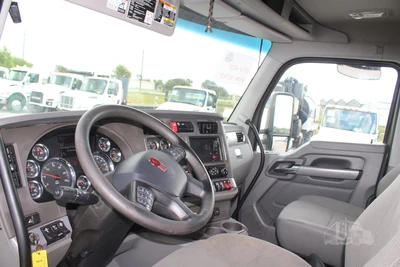 Used 2019 KENWORTH T880 Septic/Sewer/Vacuum Trucks Texas US | Roll Off Truck World #1491813