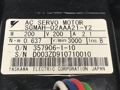 USED YASKAWA SGMAH-02AAA21-Y2