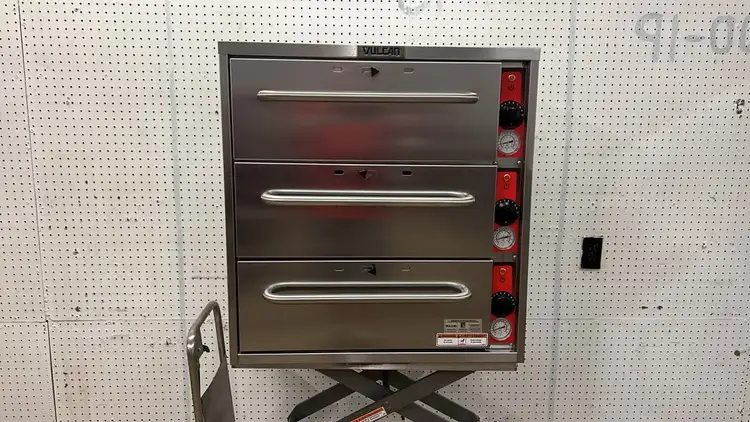 Used Vulcan Used Vulcan VW3S Stainless Three Drawer Food Warmer - 120V, 1425W - NDTI Hot Food Warming, Holding, & Transport Cabinets Illinois US | Falcon Restaurant Supply #1373536