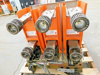 Used GE VB 4.16-350-3 Circuit Breakers Ohio US | Equipment Recovery Corp. #1330505