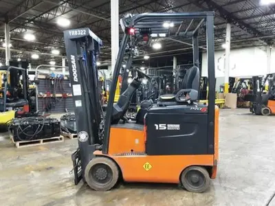USED 2019 DOOSAN BC15S-5