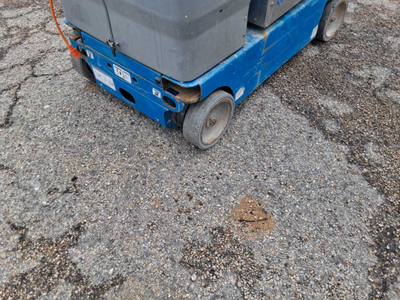 Used 2017 Genie GR-20 Manlifts Texas US | Stack Equipment #1550315
