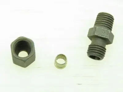 VOSS Steel Flareless Metric Straight Male Connector 4mm Tube x M8-1.0 Lot of 12