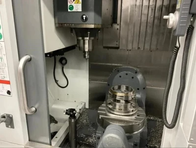 2021 HAAS UMC-500 Vertical Machining Centers | Toolquip, Inc. (4)