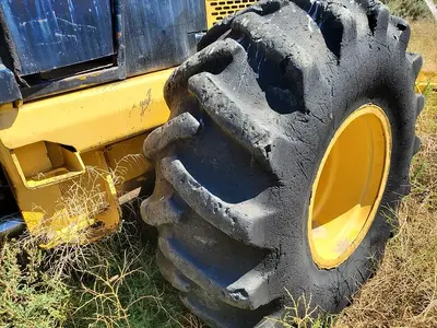 USED JOHN DEERE 640