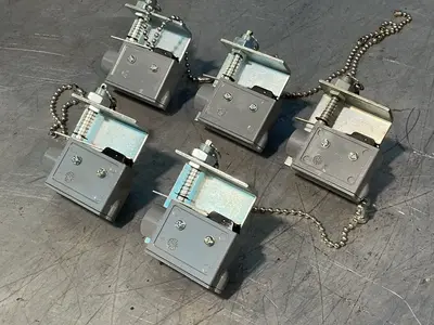Used LINCOLN ELECTRIC 833094 Relays & Switches Ohio US | HGR 24 #1488518