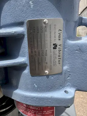 Used CLEVELAND VIBRATOR SEE-2-2BRW Vibratory Screens Ohio US | Portage Packaging Systems, Inc. #1397118