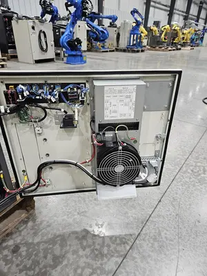 USED 2014 FANUC M-20IA