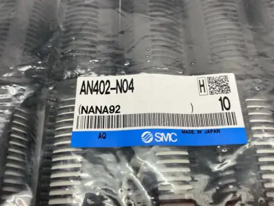 NEW SMC NOISE REDUCTION PNEUMATIC MUFFLER 1/2" NPT