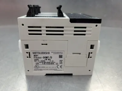 Mitsubishi FX3UC-96MT/D 24VDC Programable Controller Module. 3D-27