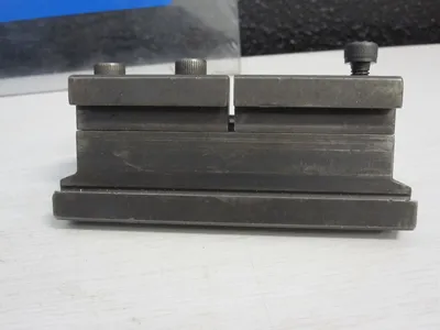 USED KENNAMETAL Parting Blade Holder
