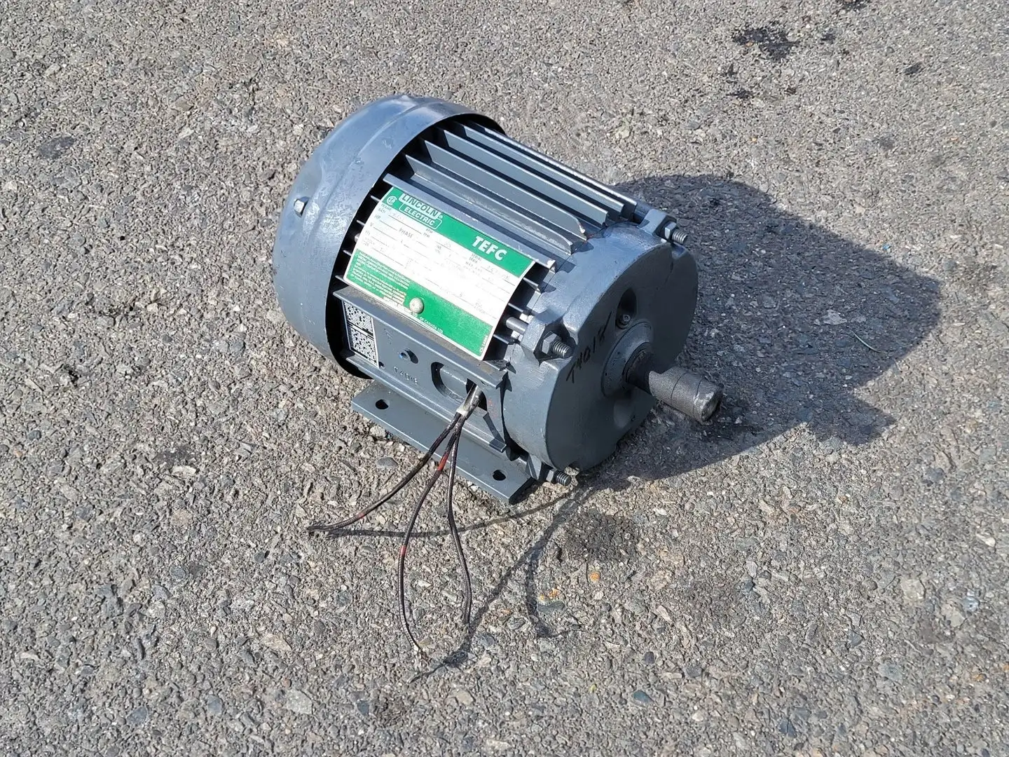 1 hp, 575 volts, 1735 rpm, 143T Electric Motor