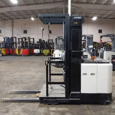 USED 2016 CROWN SP3510-30