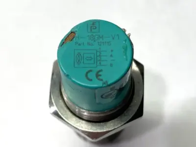 USED PEPPERL+FUCHS READ/WRITE HEAD M18 121115 MISSING HEX NUT