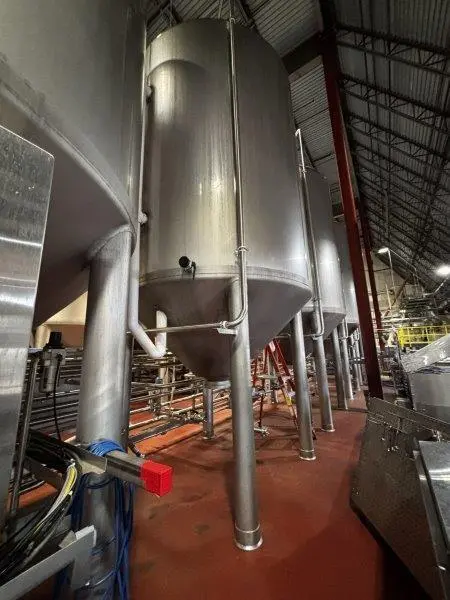 Used 2010 MUELLER 8,300 GALLON Stainless Steel Tanks New Jersey US | Perry Equipment #871222