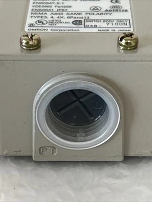NEW Omron D4B-7181N