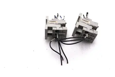 ALLEN BRADLEY 193-EA1CB 193-EPM1 DIN RAIL PANEL ADAPTER #L-631