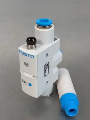 Festo VN-07-L-T4-PQ2-VQ2-01-P Pneumatic Accessor Loc6E14