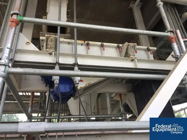 Used Merz 15" x 51" Merz Vibrating Feed Conveyor, C/S, Model URA400/1300 Belt Conveyors Ohio US | Federal Equipment Company #127964