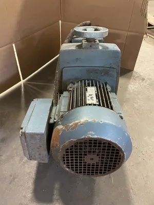 Sew Eurodrive S62D24 Varimot Gear Drive / Speed Reducer 0.71HP 23.59:1