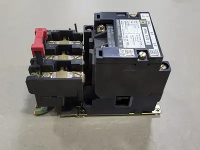 USED SQUARE D 8536SCO3V02S