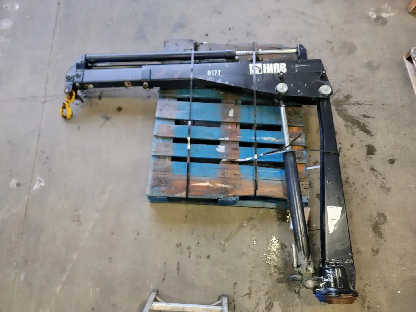 NEW HIAB 017T