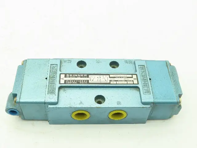 Skinner S4AACBX4 Pneumatic Directional Control Spool Valve 5/2 Pos 150 PSI