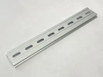 USED INTERNATIONAL CONNECTOR INTERNATIONAL CONNECTOR DS357.5A11-203