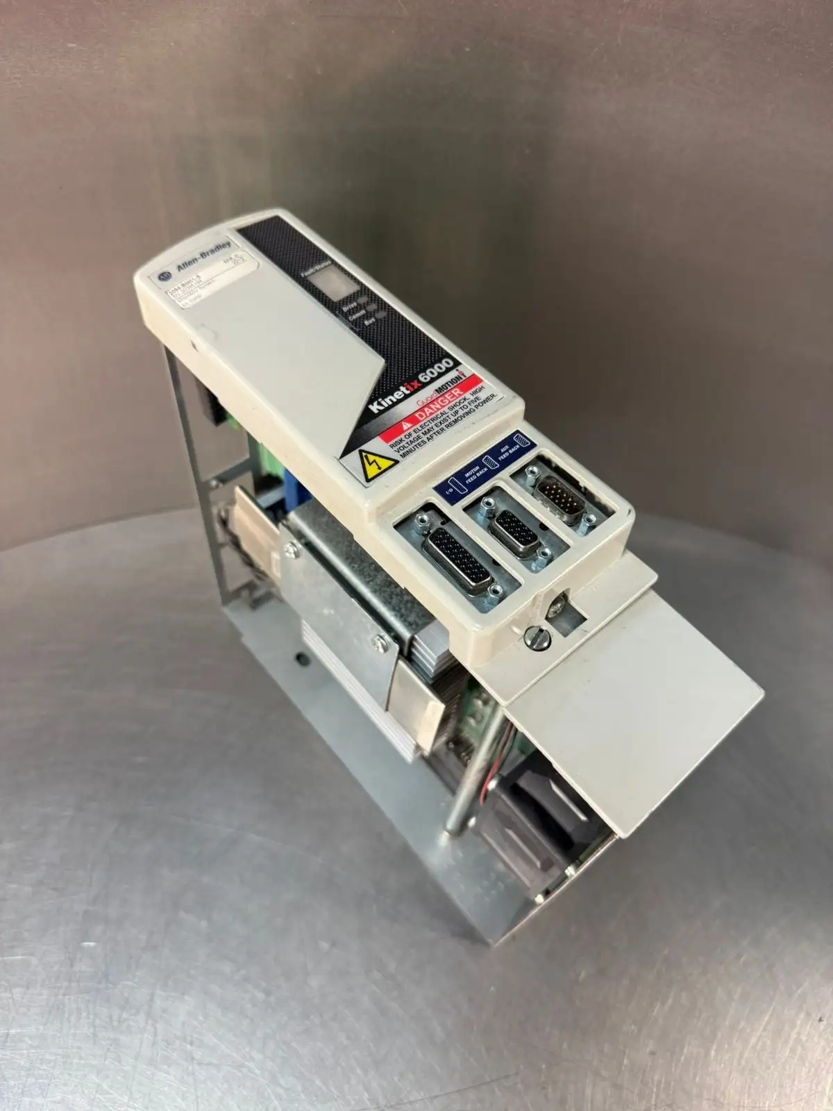 Allen Bradley 2094-BM01-S /C Kinetix 6000 (1.5.4)
