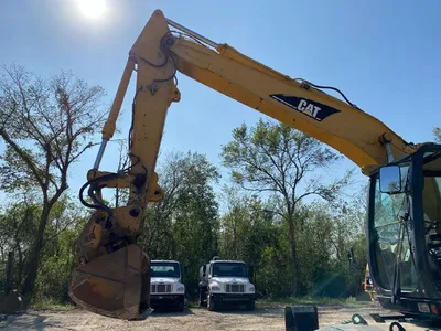 2005 Caterpillar M316C