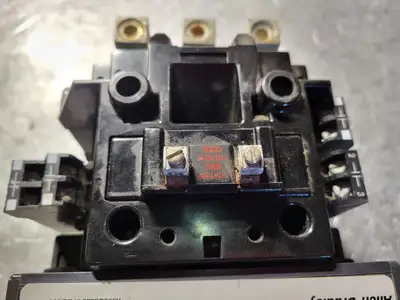 Used ALLEN-BRADLEY 500F-EOD930 Switchgears British Columbia CA | Lenmark #242466