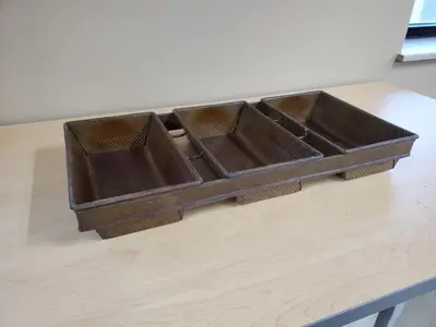 3-Strap Bread Loaf Pan
