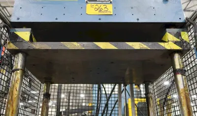 4.5 TON NEFF 4 POST HYDRAULIC PRESS