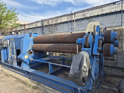 HAEUSLER 3-rolls Plate Bending Rolls (YOM / GO 1963 / 2003), in very good used condition, full working order, visible under power, POA