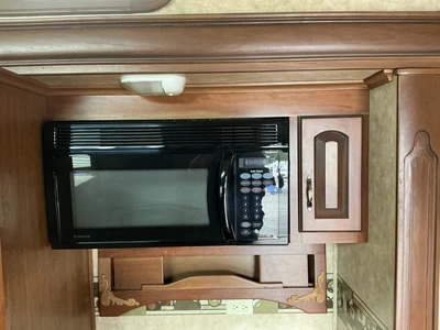 Used 2012 CROSSROADS RUSHMORE 34SB Campers, Caravans, Motorhomes Michigan US | Miedema Asset Management Group #1406929