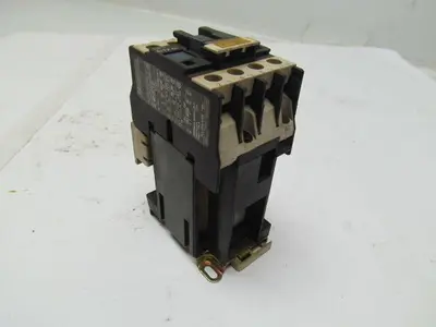 Telemecanique   LP1 D12 01 Contactor Relay Motor Starter 24V Coil