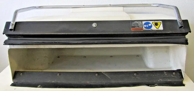 Used TENNANT 140 Sweepers California US | Bay Line Tool #928173