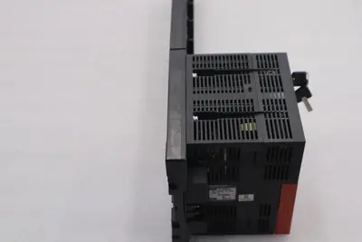 NEW MITSUBISHI A173UHCPU MOTION CONTROLLER W/ A178B-S1 8-SLOT BASE UNIT #L-702