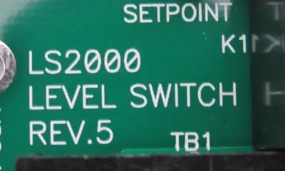 NEW BABBITT LS2000 LEVEL SWITCH