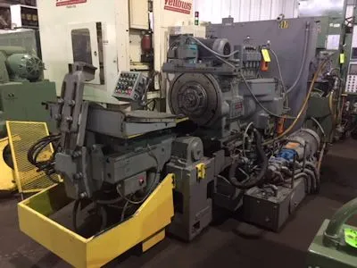 USED 1974 GLEASON 608