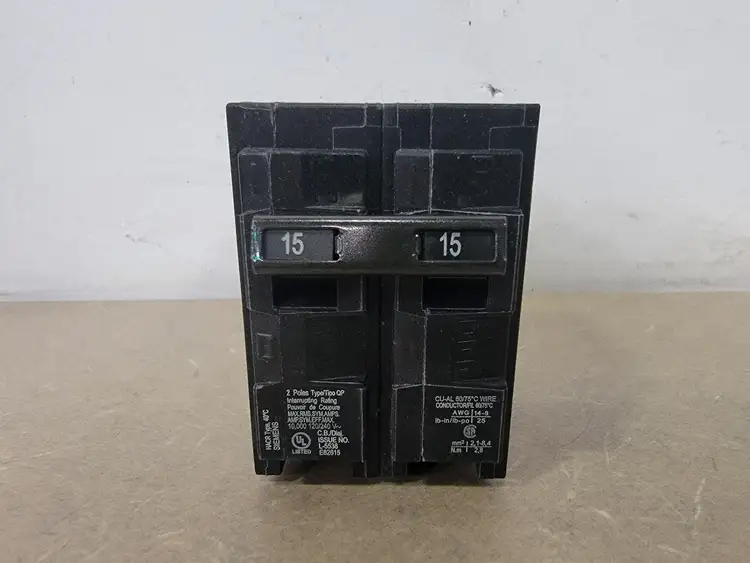 Used SIEMENS Q215 Switchgears British Columbia CA | Lenmark #238727