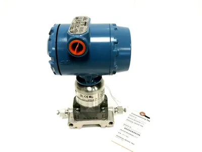 NEW ROSEMOUNT 3051S2CD2A2E11F1AE5M5A1020 PRESSURE TRANSMITTER R-3051S*13904368