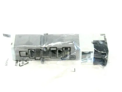 NEW FESTO DCA-40-X-MPA2-M12-SA VALVE 549328 DCA40XMPA2M12SA